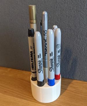 Marker / pen holder