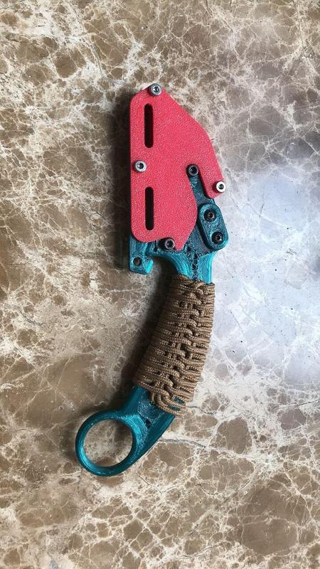 Karambit with utility blade