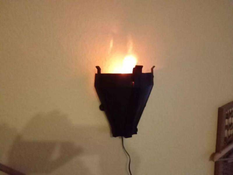 Gothik torch lamp