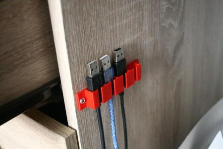 USB cables desk holder