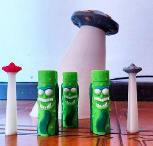rick cigarette and lighter holder