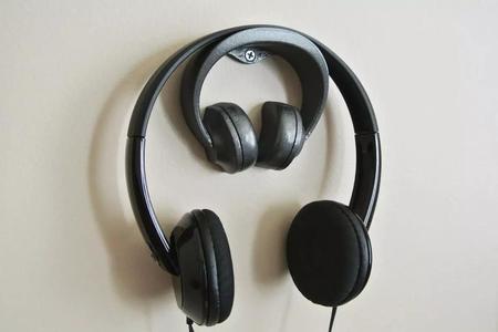 Headphone stand 2