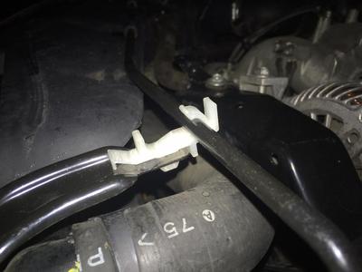 Subaru Hood Prop Clip