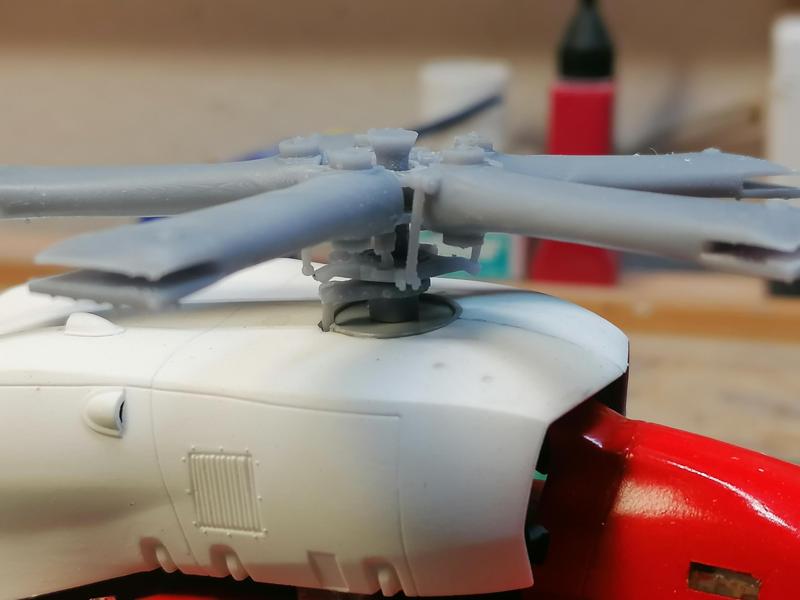 Helicopter H 145, 5 blade rotor, 1:32, Revell