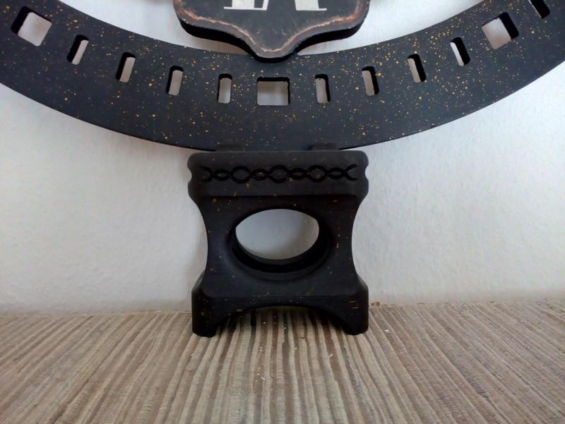 Clock support on furniture