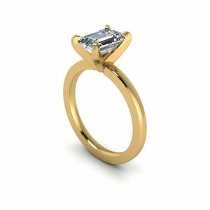 Tiffany Solitaire Diamond Ring R4
