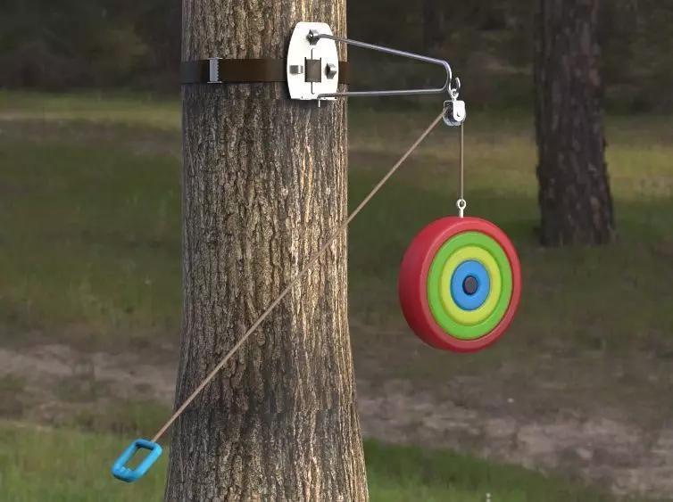 Kids toy hanging mechanism