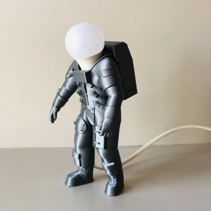 astronaut lamp