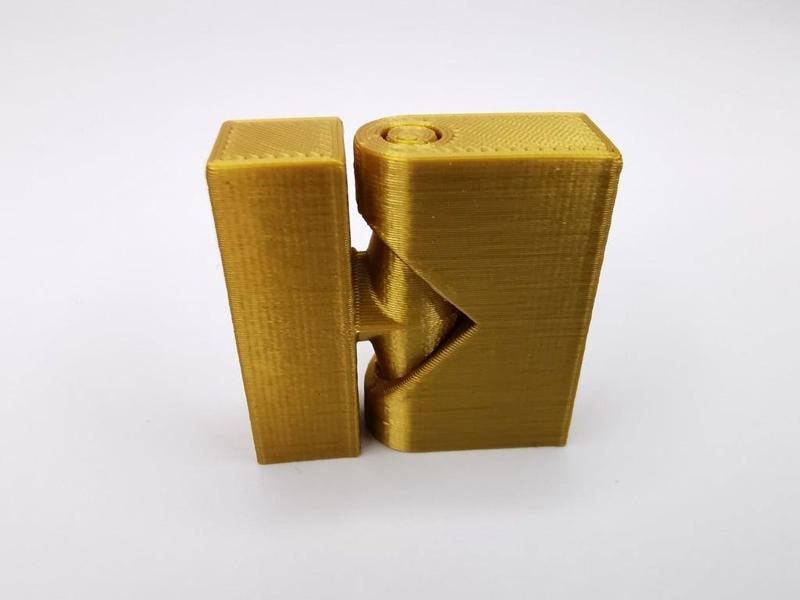 Hinge - Print in place - no supports needed