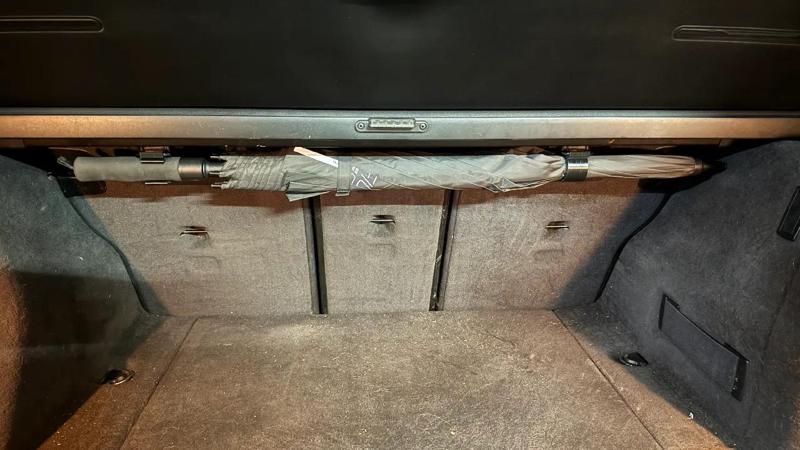 Bmw F31 Trunk Umbrella Top Mount   