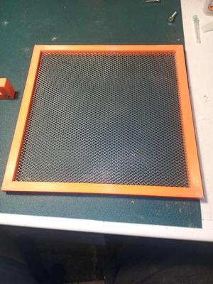 Laser Cutter-Engraver adjustable height Bed