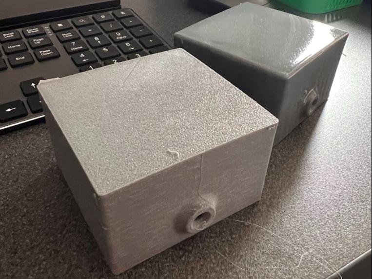 75x75mm Screwed fence post cap