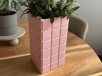 Tile Vase, No AMS