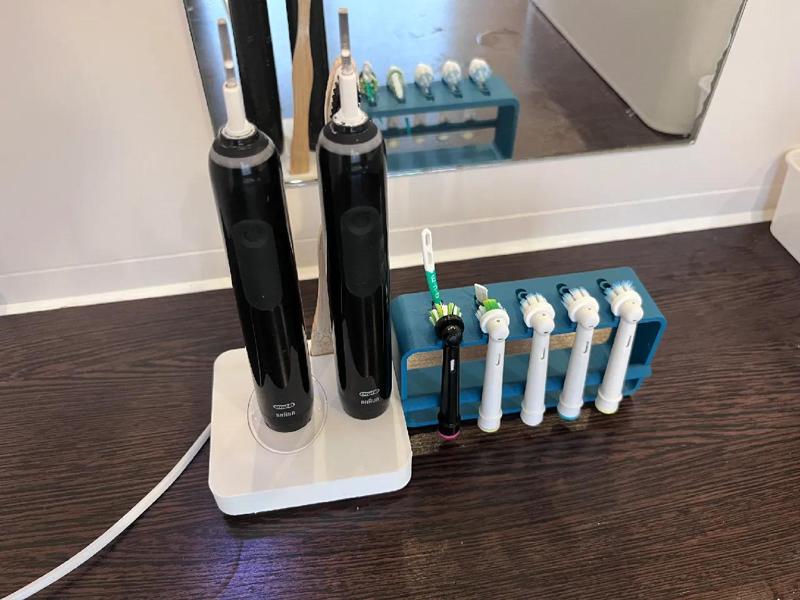 5 person Oral-B toothbrush holder V4   