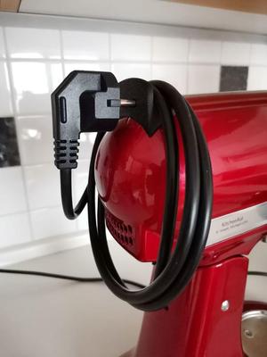 KitchenAid Cable holder with plug fixation