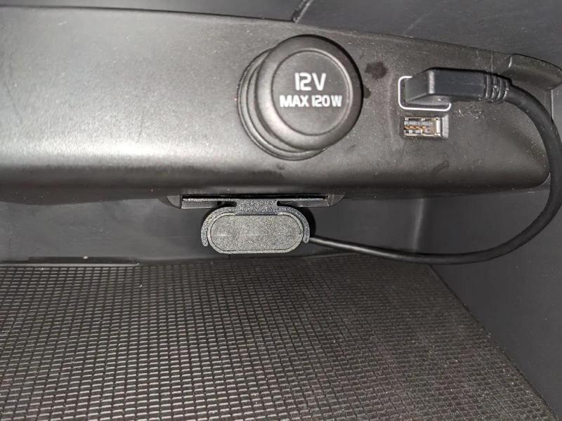 AAWireless two holder for volvo cardslot   