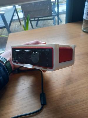 Scarlett solo 3rd gen modified holder