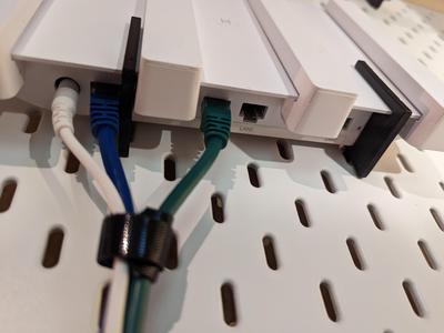 Honor 3 Router Skadis mount
