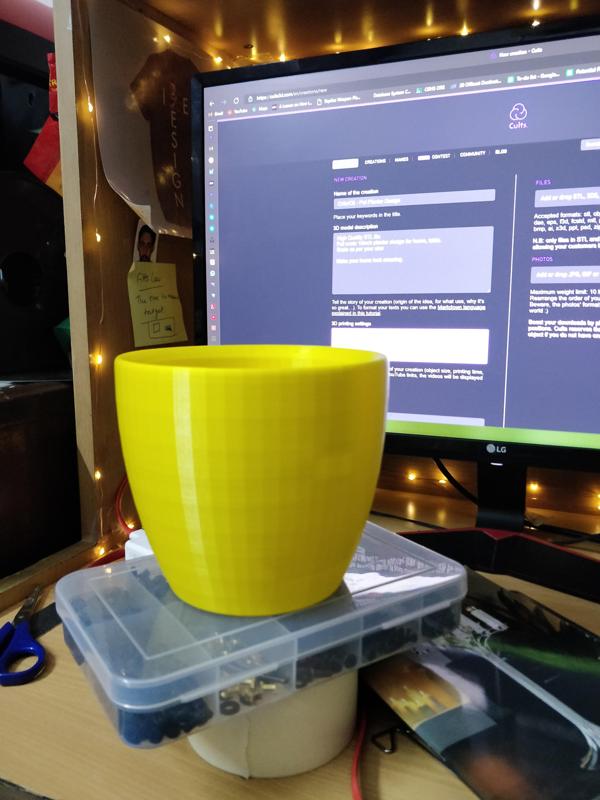 Ortie/Oli - Pot Planter Design