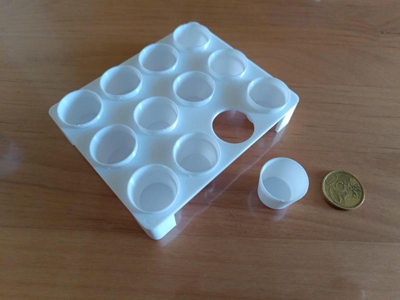 Ant jelly jars
