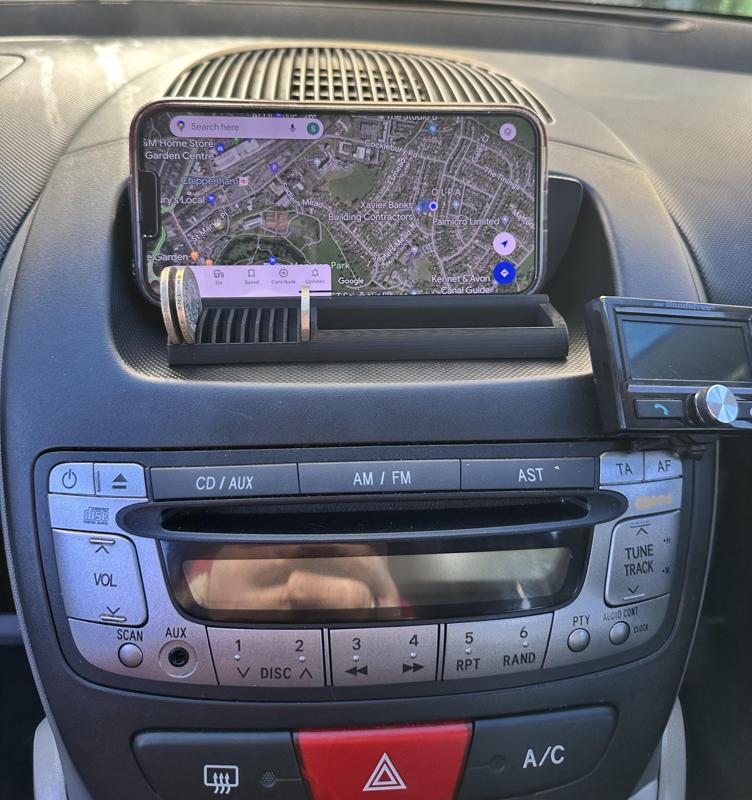 Tray caddy for phone for Toyota Aygo, Citroen C1 and Peugeot 107 (MK1)