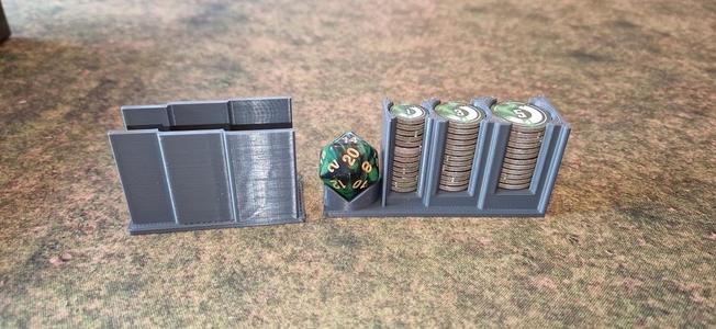Mage Noir Tokens Holder