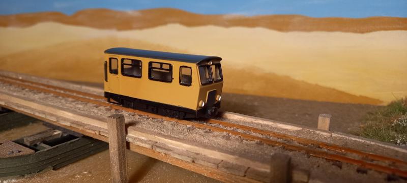 H0e / OO-9 Polish Wmc 204 Narrow gauge railcar for KATO 11-109