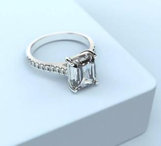 210906 R Classic ring with cushon quad gem