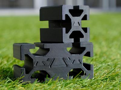 Infinite length 8040 4040 horizontal extrusion