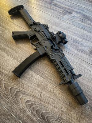 WE06 Handguard