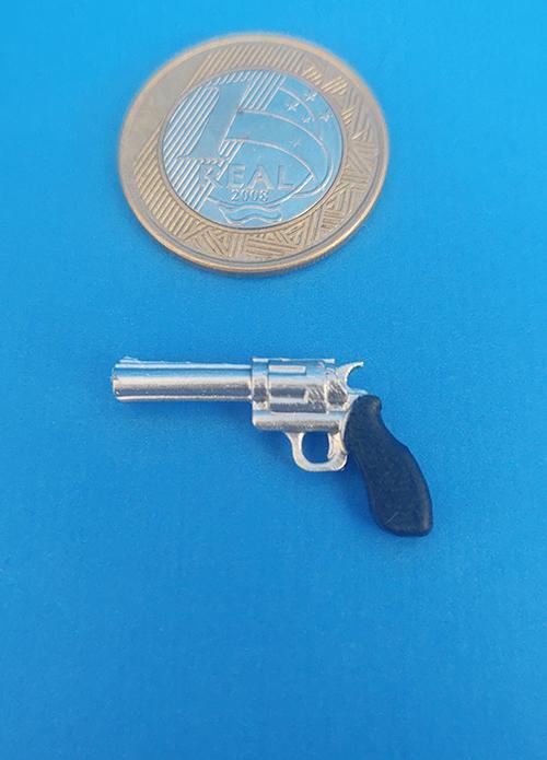 Revolver escala 1:12 (Marvel Legends)