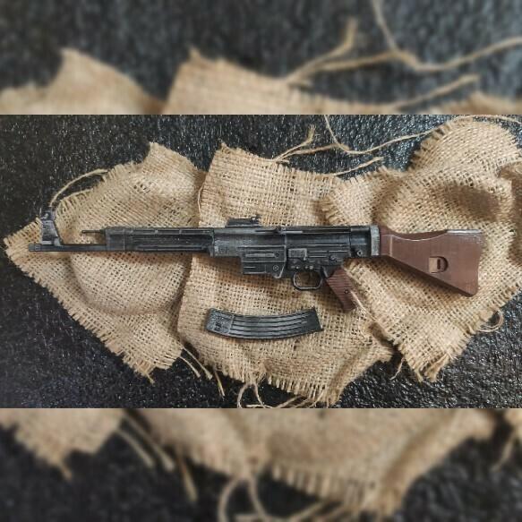 StG44 (Sturmgewehr 44)