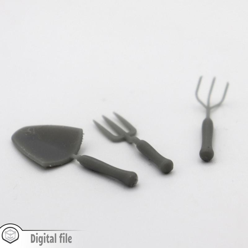 1:12 miniature Set of 3 handheld gardening tools - Trowel, fork and 3-tine cultivator
