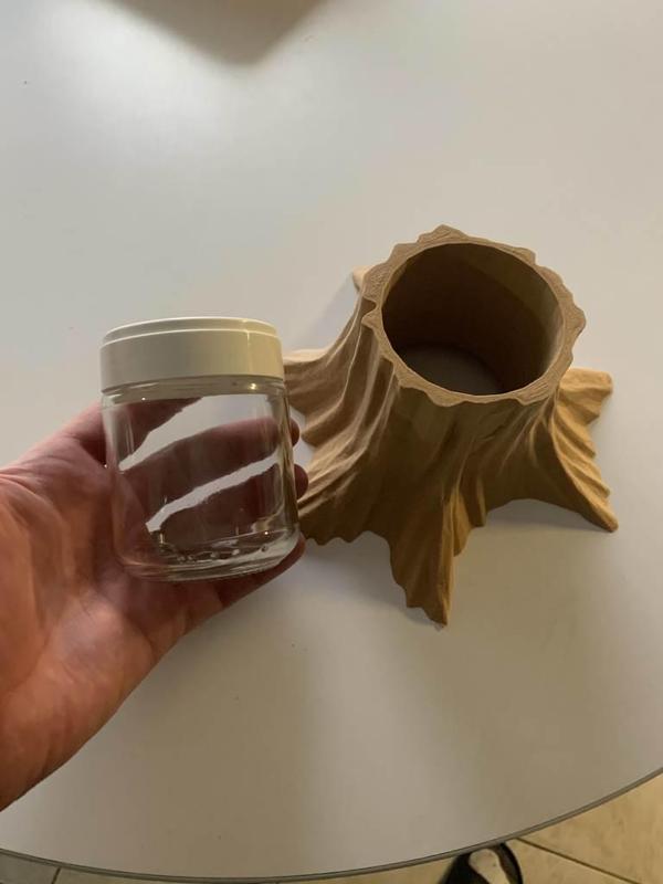cache pot arbre pour Phasme