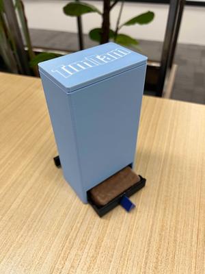TimTam Dispenser