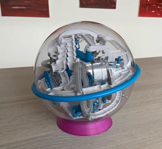 Stand for Perplexus games