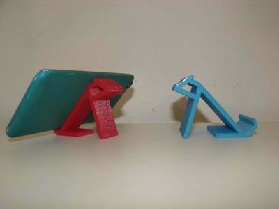 The Husky Phone Stand