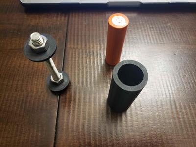 18650 adapter for 3 C led flashlight Duracell 700 lumen