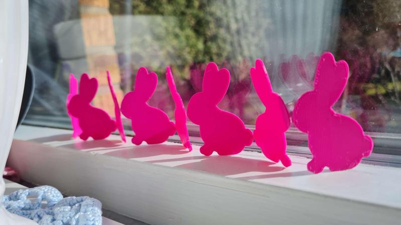 Easter garland with bunnies