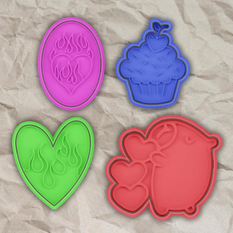 COOKIE CUTTER much love set of 4