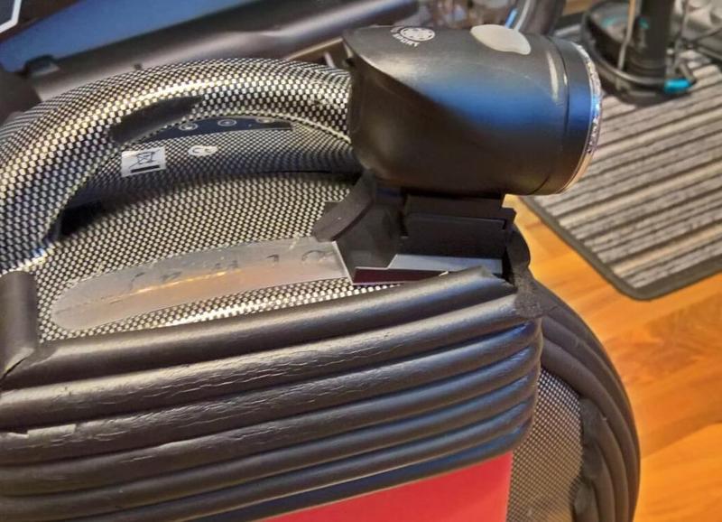 MCM 2s Frontlichthalter für Büchel Akku Sport, 50640