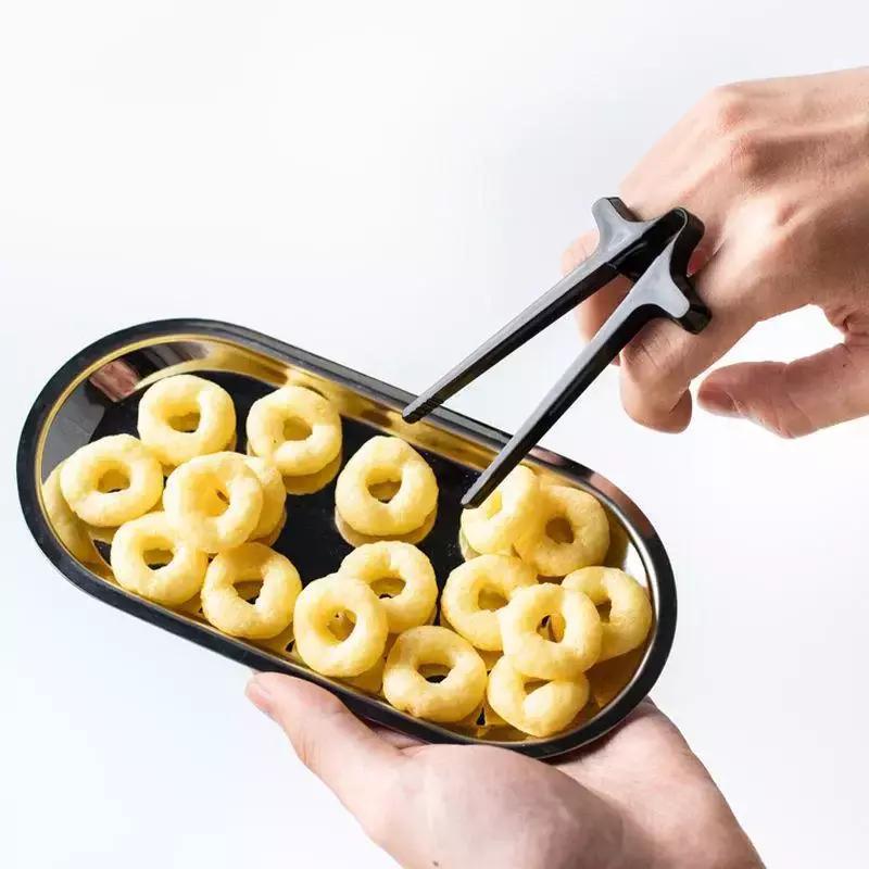 Revolutionary connected chopsticks