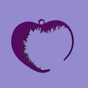 Openwork heart-shaped keychain pendant