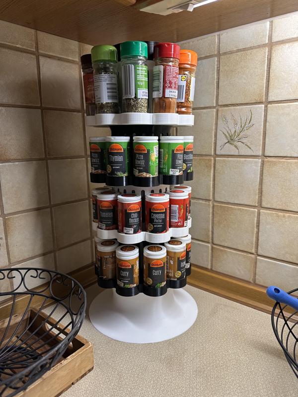 Spice carousel, spice rack
