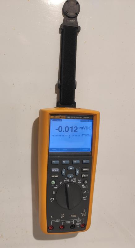 Fluke 287/289 magnetic meter hanger