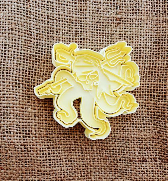 DESCENDANTS DESCENDANTS STAMP COOKIE CUTTERS COOKIE CUTTERS COOKIE CUTTERS COOKIES COOKIES CUTTERS COOKIES