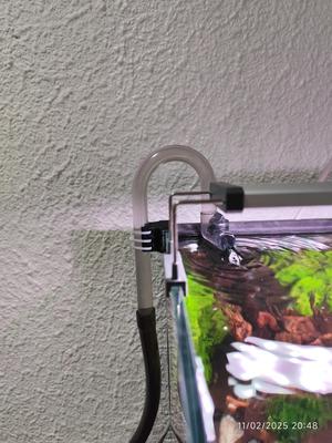 aquarium pipe support