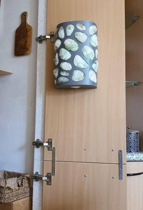 Bag Dispenser - Bag Dispenser