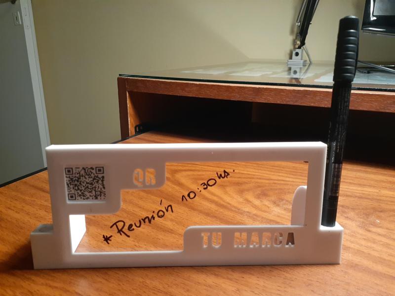 PORTA QR. CUSTOMIZED.  CHARGE WITH QR. PEN HOLDER. MARKETING. MERCHANDISING.