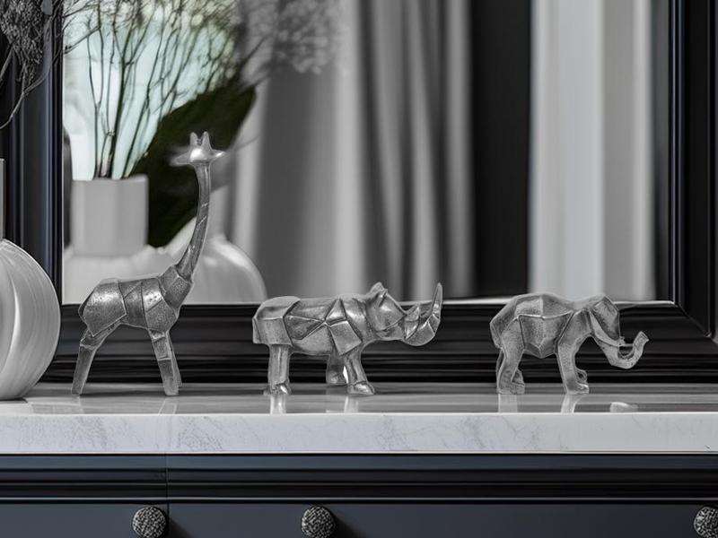 Safari Animals Sculpture